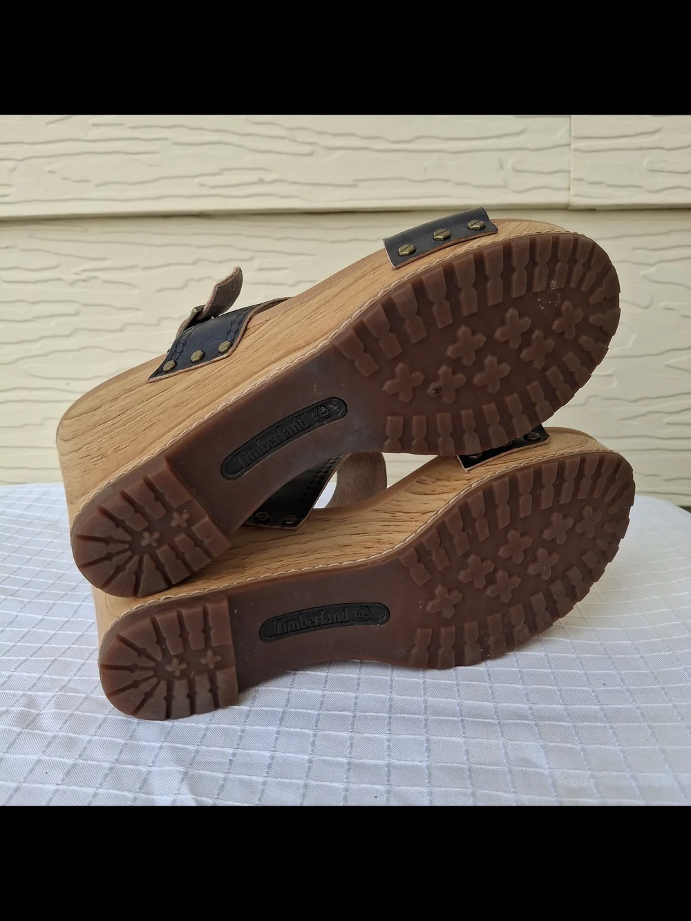 Timberland Women's Black Leather Wedge Sandals with Buckle Strap Size 8
